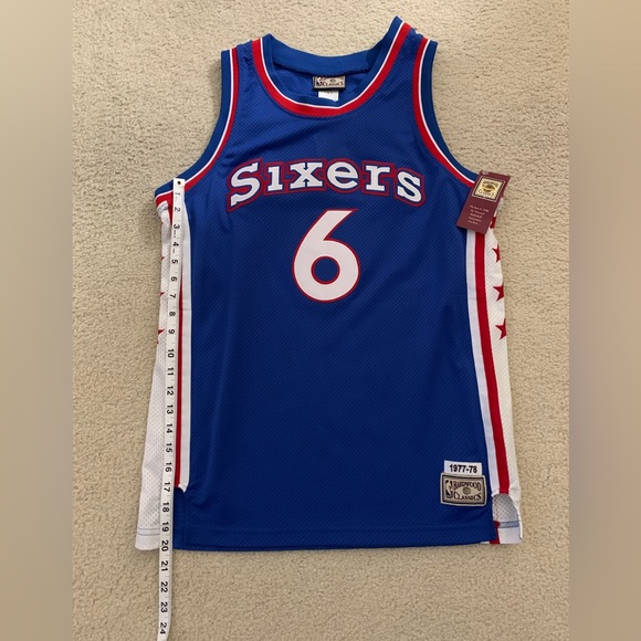 Vintage NBA Hardwood Classics Julius “Dr. J” Erving jersey 1977-1978 - Picture 6 of 7